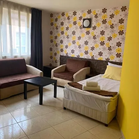 семеен брилянс - Family Brilliance Hotell *